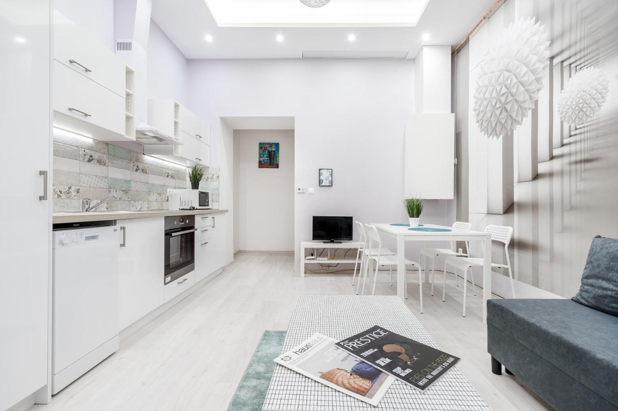 Cozy 2 Bedroom 2 Bathroom Apartment In The City Centre บูดาเปสต์ ภายนอก รูปภาพ
